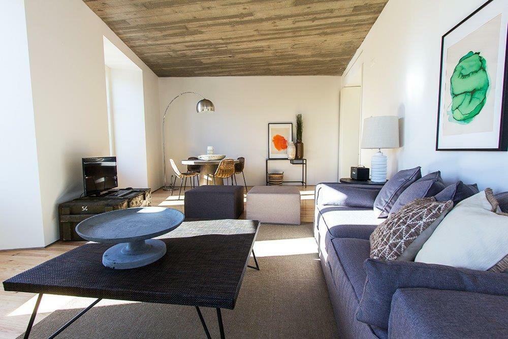 Apartment Luxury T.m. Flat With A View Lisbon