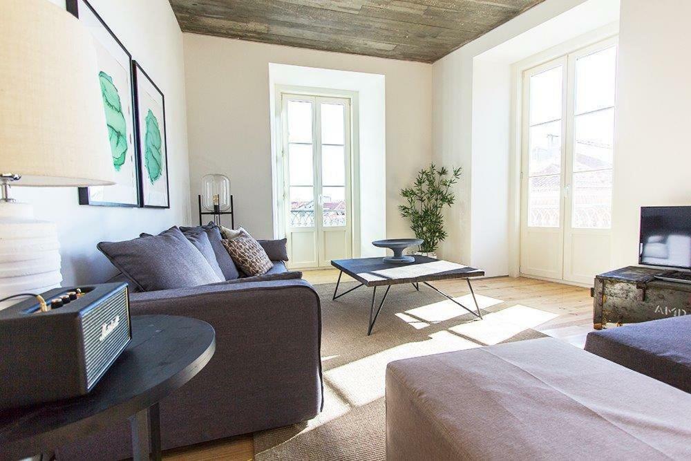 Luxury T.m. Flat With A View Lisbon